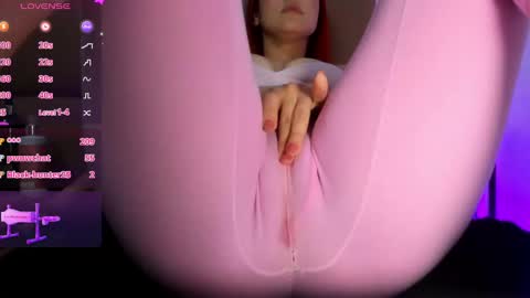 Snapshot of adelinaconte1 chatting on February 26, 10:47 pm adelinaconte1 online show from February 26, 10:47 pm