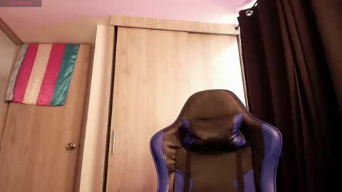 MARIA ANGEL IG iamangel45  online show from June 5, 3:06 pm