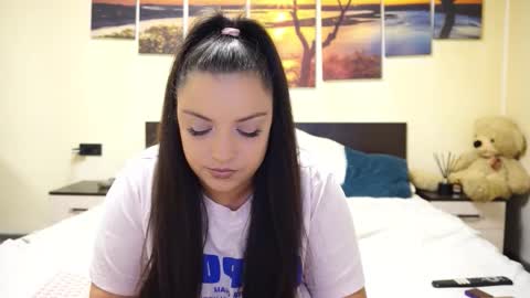 Adellineee online show from October 14, 8:56 pm