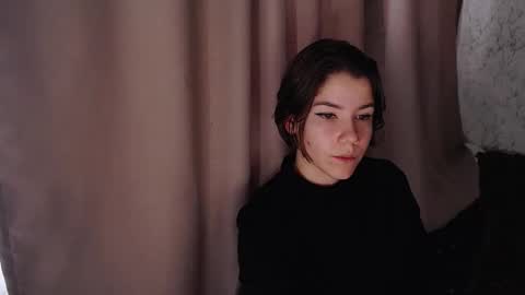 Snapshot of adelmaud chatting on September 15, 9:22 am AdelMaud online show from September 15, 9:22 am