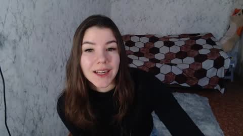 Snapshot of adelmaud chatting on January 25, 6:01 am AdelMaud online show from January 25, 6:01 am