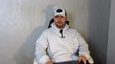 Ades online show from September 24, 11:50 am