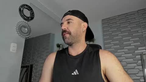 Juan online show from October 21, 6:00 pm