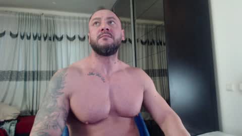 Snapshot of adonis_dionysos chatting on January 18, 11:00 am adonis_dionysos online show from January 18, 11:00 am