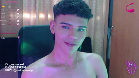 Snapshot of adonis_lovely chatting on December 15, 7:31 pm ADONIS online show from December 15, 7:31 pm