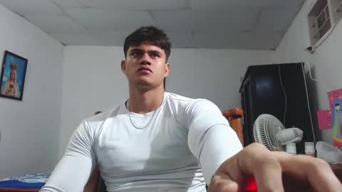 adonis_walkerx online show from February 6, 2:26 pm