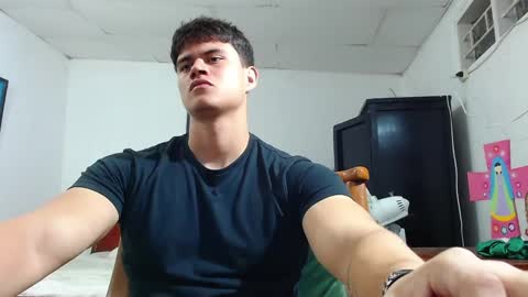 adonis_walkerx online show from January 25, 11:54 pm