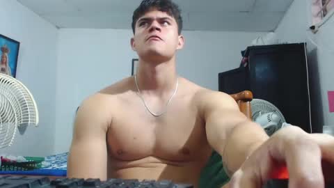 adonis_walkerx online show from February 11, 1:41 pm