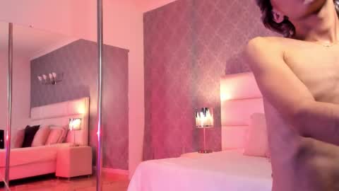 Adonis  online show from December 18, 8:59 pm