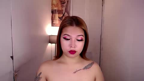 adorabletsforyouxx online show from October 12, 4:32 pm