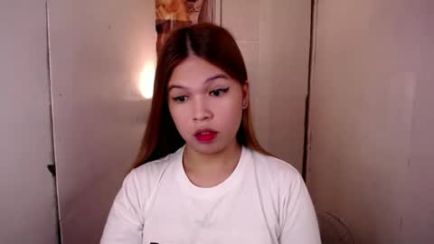 Snapshot of adorabletsforyouxx chatting on February 28, 7:14 pm adorabletsforyouxx online show from February 28, 7:14 pm