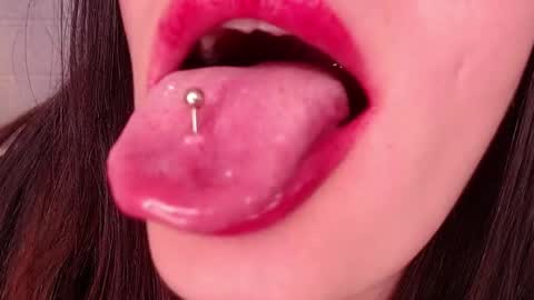 Adri online show from April 11, 7:45 am