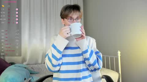 Adrian online show from February 6, 4:14 pm