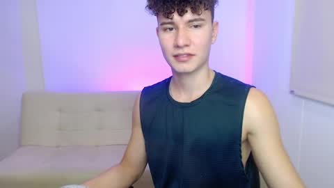 adrian morelli online show from February 15, 6:39 pm