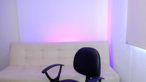 adrian morelli online show from February 21, 8:56 pm