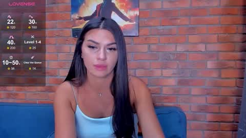 Adriana online show from November 1, 7:35 pm