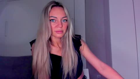 Adriana online show from January 29, 5:56 pm