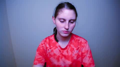 Snapshot of adrianatell_ chatting on March 3, 7:21 am Adriana online show from March 3, 7:21 am