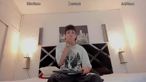 Adrian online show from October 13, 2:35 am