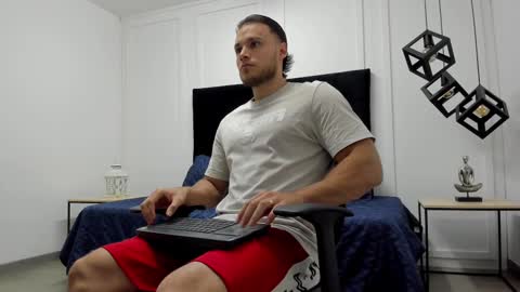 Adrein Roche online show from March 10, 11:16 pm