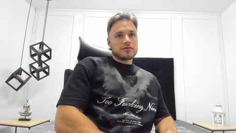 Adrein Roche online show from September 27, 11:13 pm