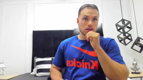 Adrein Roche online show from September 16, 12:56 am