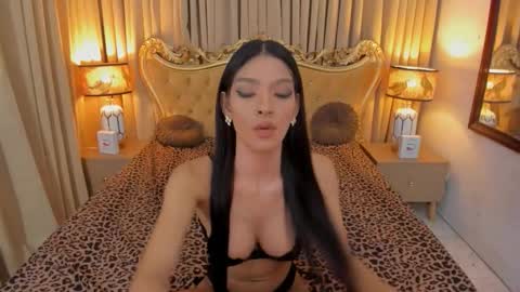 Aela online show from September 25, 10:50 pm