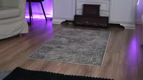 Aelia online show from January 13, 5:26 am