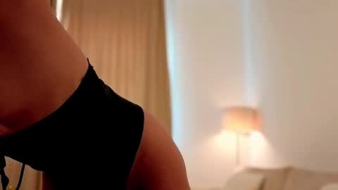 aerisblue online show from November 3, 9:43 am