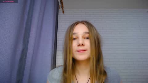 afeliya_shy online show from February 6, 10:47 am