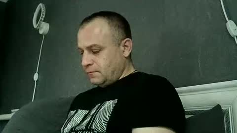 Snapshot of afonya342 chatting on March 3, 5:42 am Sasha online show from March 3, 5:42 am