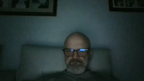 Snapshot of afr10221966 chatting on January 14, 2:29 am afr10221966 online show from January 14, 2:29 am