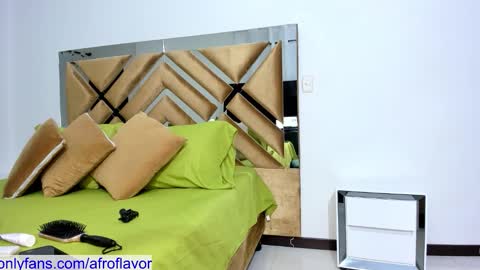 Jheremy and  leeryc  online show from September 17, 11:13 am