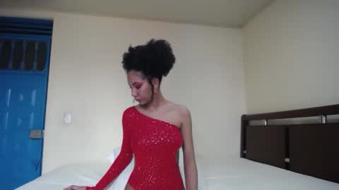 agata_2004 online show from September 14, 8:43 pm