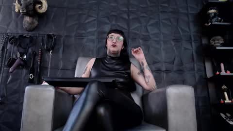 Snapshot of agata_darkness chatting on September 15, 6:53 pm Miss Agata online show from September 15, 6:53 pm