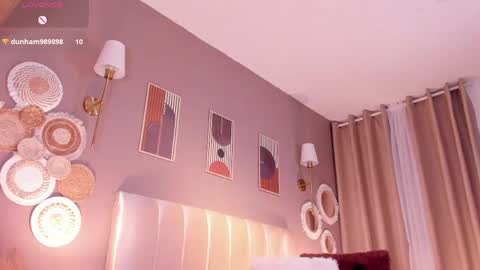 Agata Lauret online show from April 11, 1:43 am