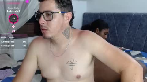 independent model online show from September 30, 6:46 am