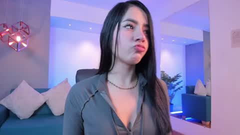Snapshot of agatha_adamss chatting on September 9, 11:10 am Agatha Everyday From 0530 to 1430 Col Time online show from September 9, 11:10 am