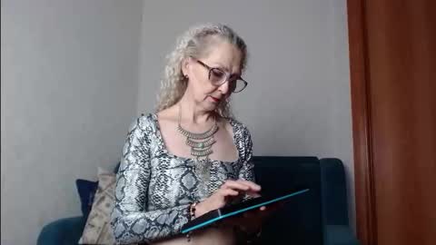 Agatha online show from October 22, 9:34 am