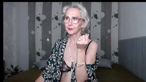 Agatha online show from September 27, 1:09 pm