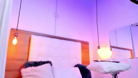 agathachristie2211 online show from September 25, 2:40 am