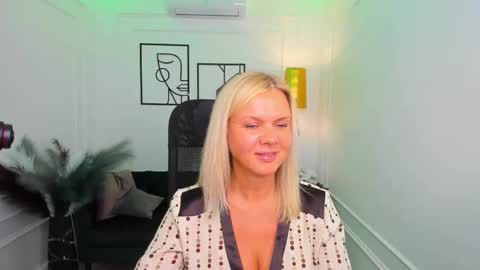 Agatha online show from January 18, 7:23 pm