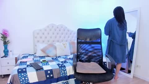 Agatha Mendoza online show from January 11, 11:12 am