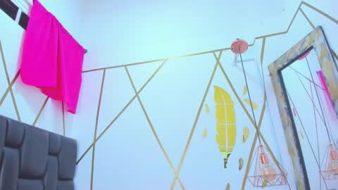 I have a name like many online show from December 13, 8:25 pm