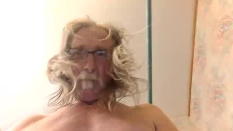 agedhardwood59618233 online show from October 19, 7:35 am