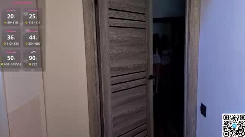 Monica and Bella online show from March 20, 5:34 am