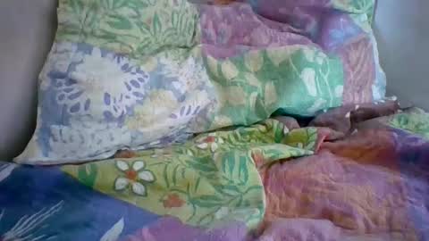 agnesethereal online show from March 7, 1:00 pm