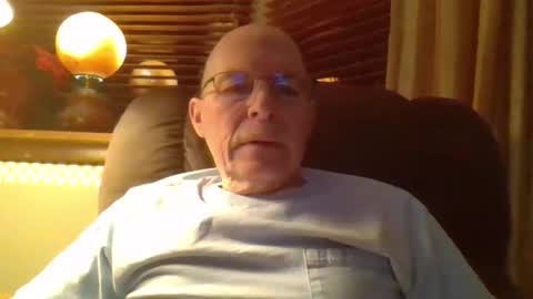 aguynrkfrd online show from December 2, 10:03 am