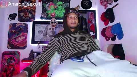 Snapshot of aharon_sexo1 chatting on February 23, 6:38 am Aharon  Zamora online show from February 23, 6:38 am