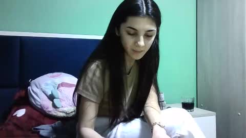 Selena online show from December 24, 3:47 pm